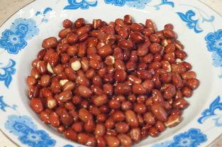 吃瓜吃到花生米的视频,这瓜太香了！